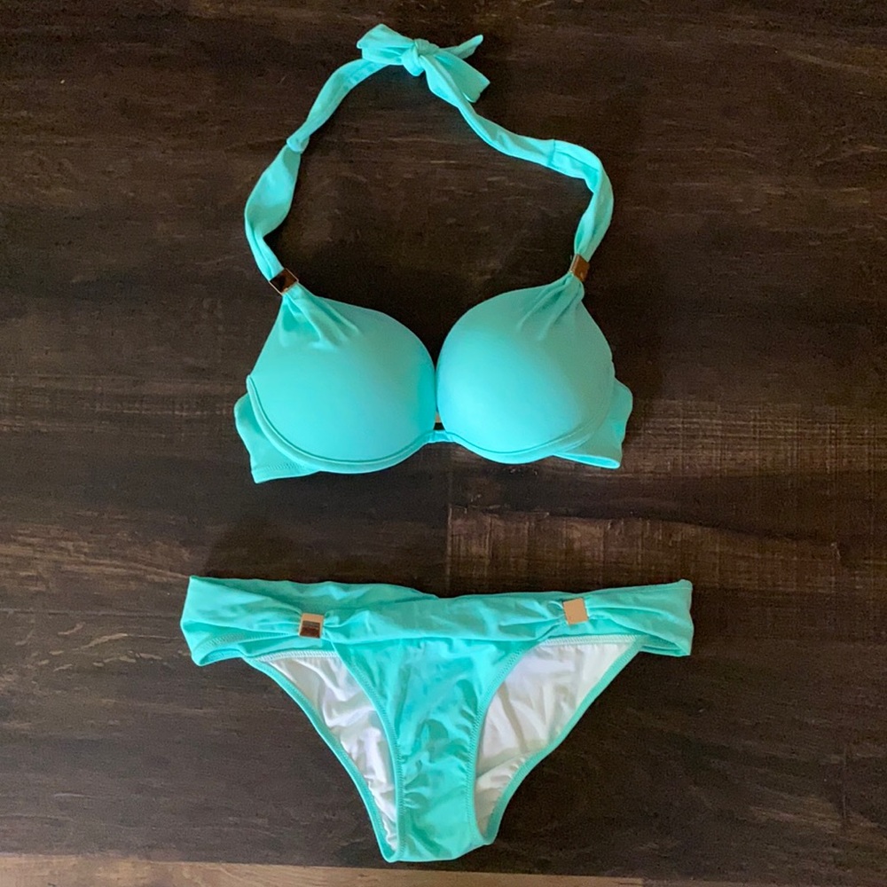 Victoria Secret Bikini Push-up Top Cheeky 34C/Sm